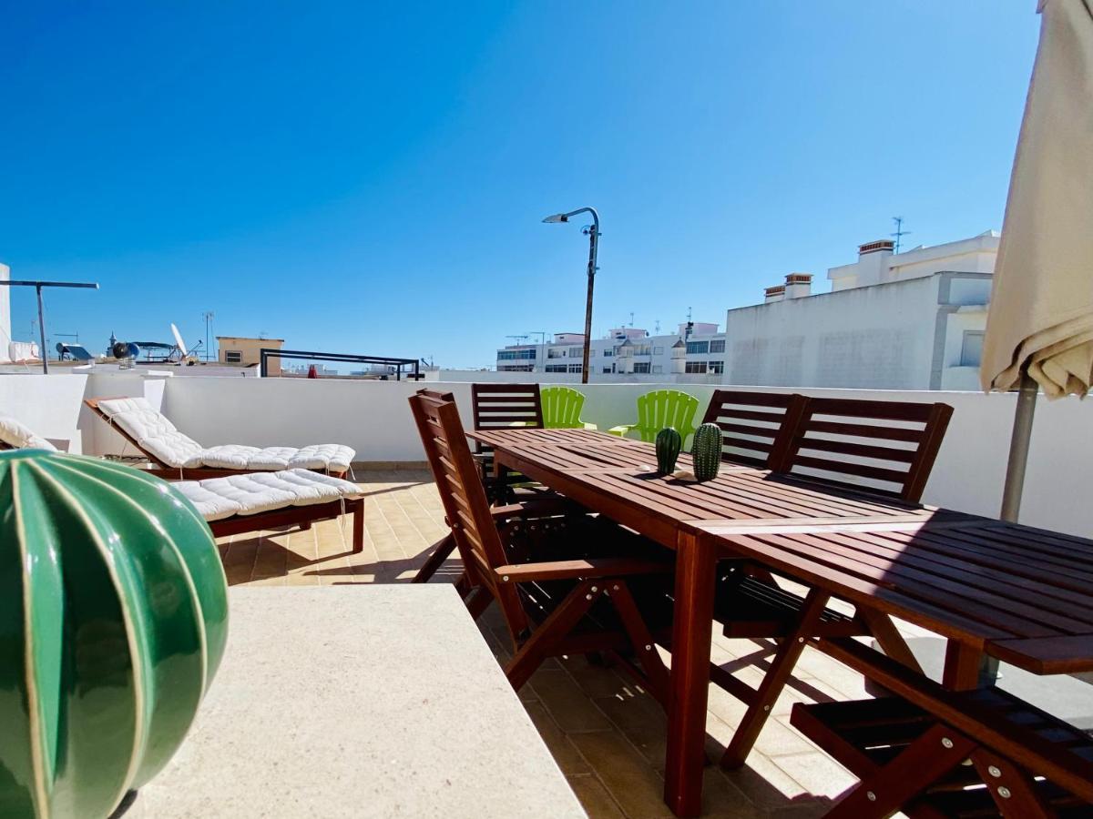 Tia Anica House I - Apartment With Terrace In Central Fuseta Beach Village Exterior photo