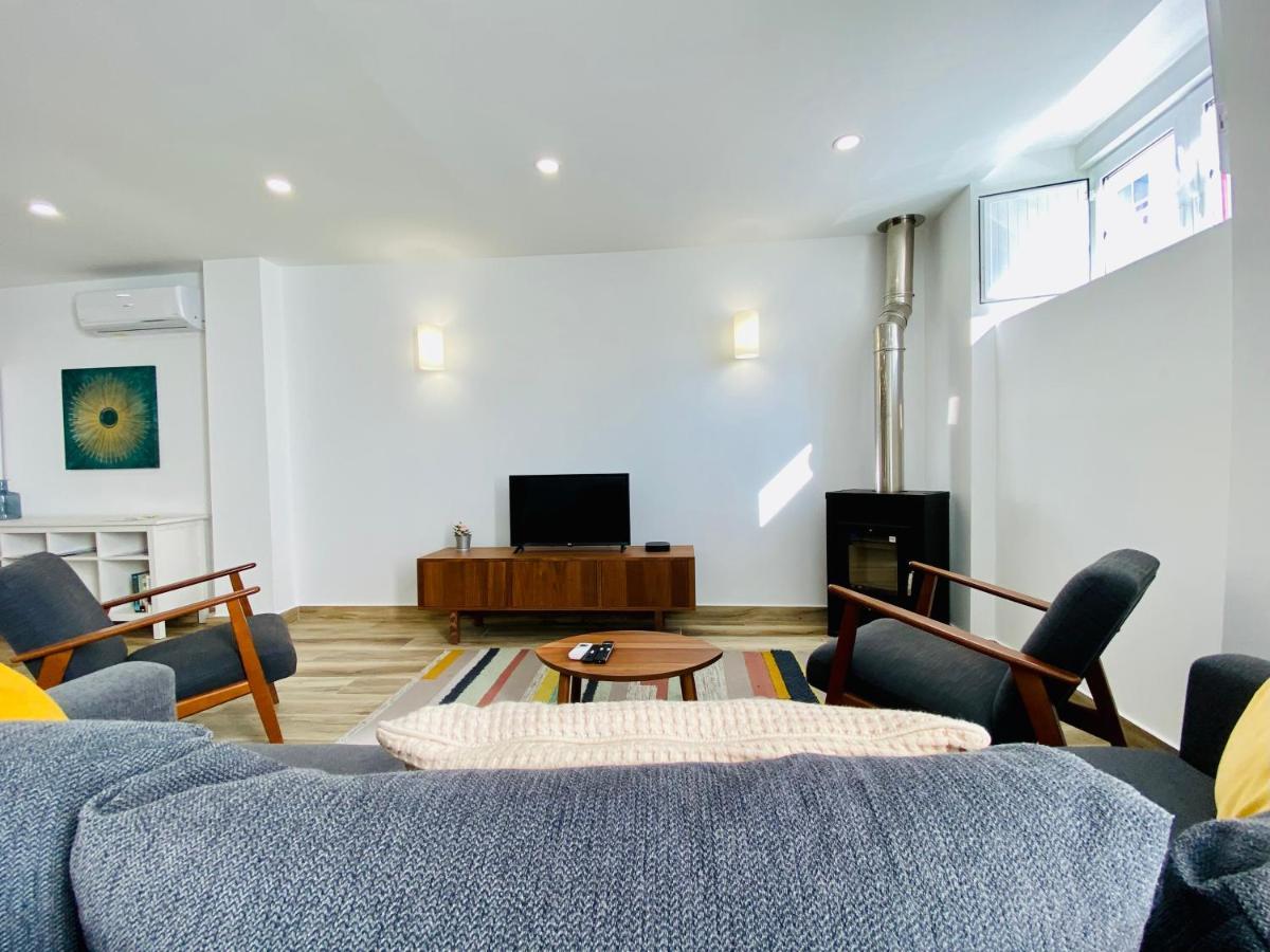 Tia Anica House I - Apartment With Terrace In Central Fuseta Beach Village Exterior photo