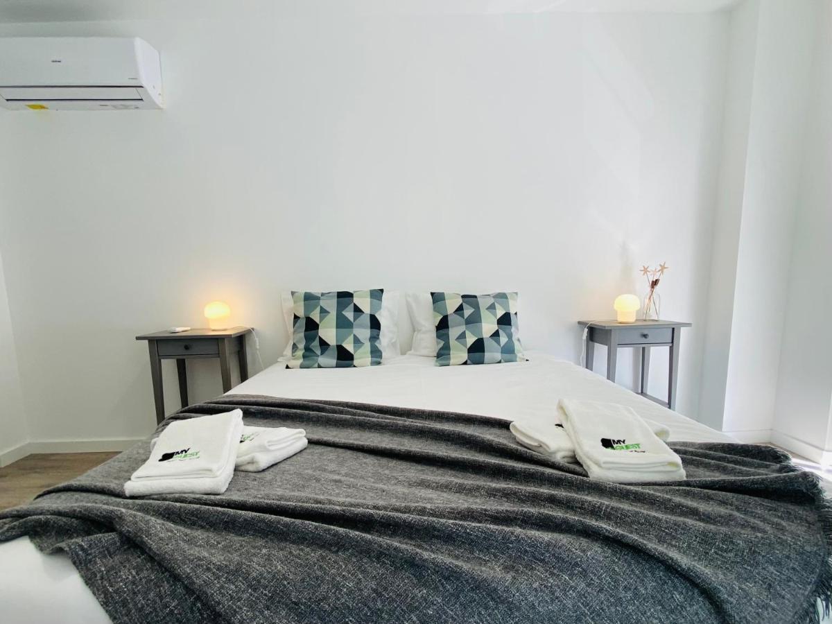 Tia Anica House I - Apartment With Terrace In Central Fuseta Beach Village Exterior photo