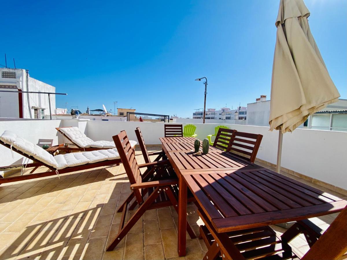 Tia Anica House I - Apartment With Terrace In Central Fuseta Beach Village Exterior photo